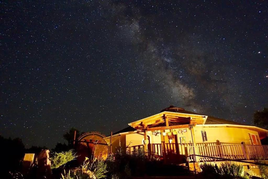 מואב Red Moon Lodge מראה חיצוני תמונה