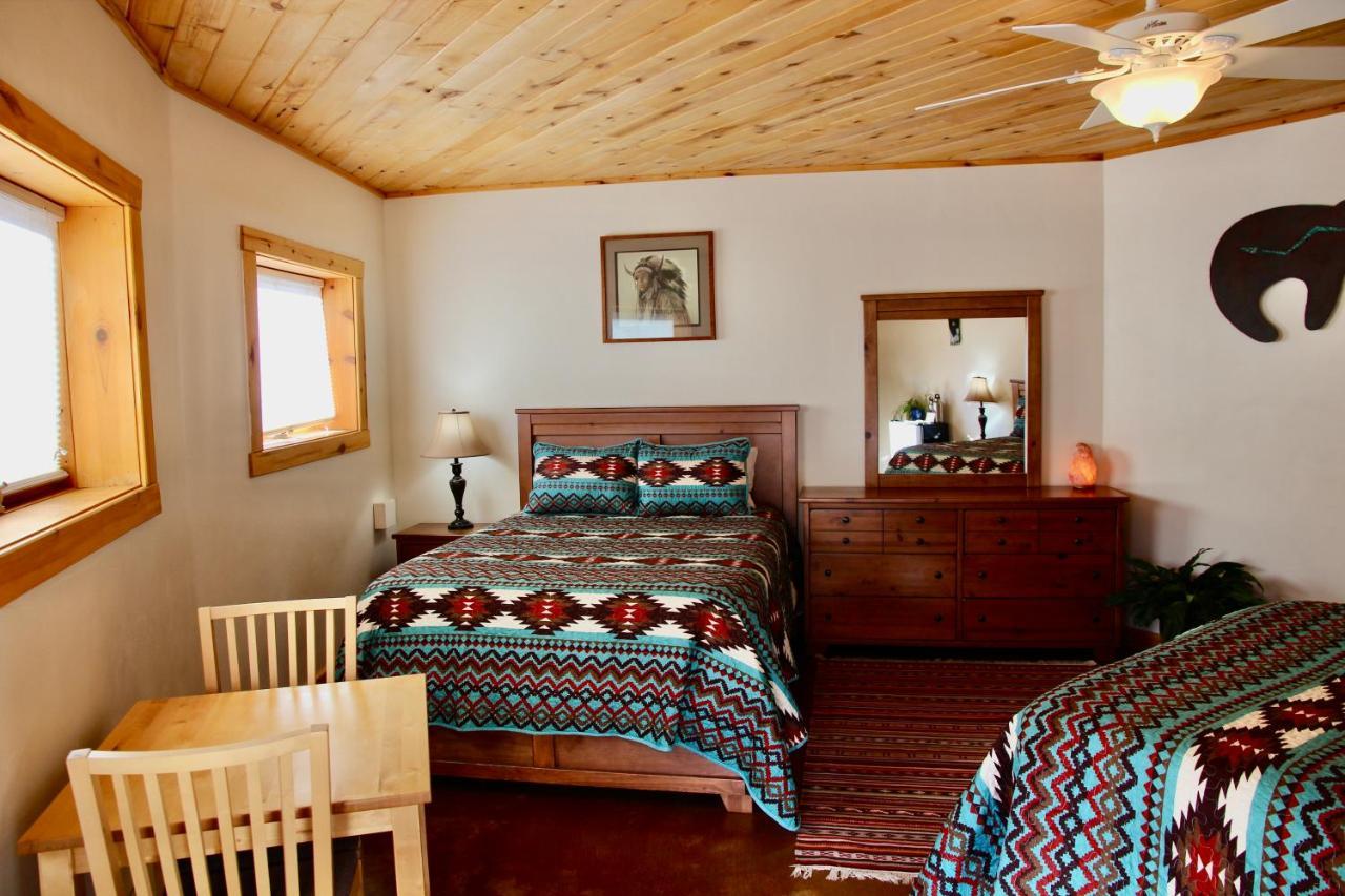 מואב Red Moon Lodge מראה חיצוני תמונה