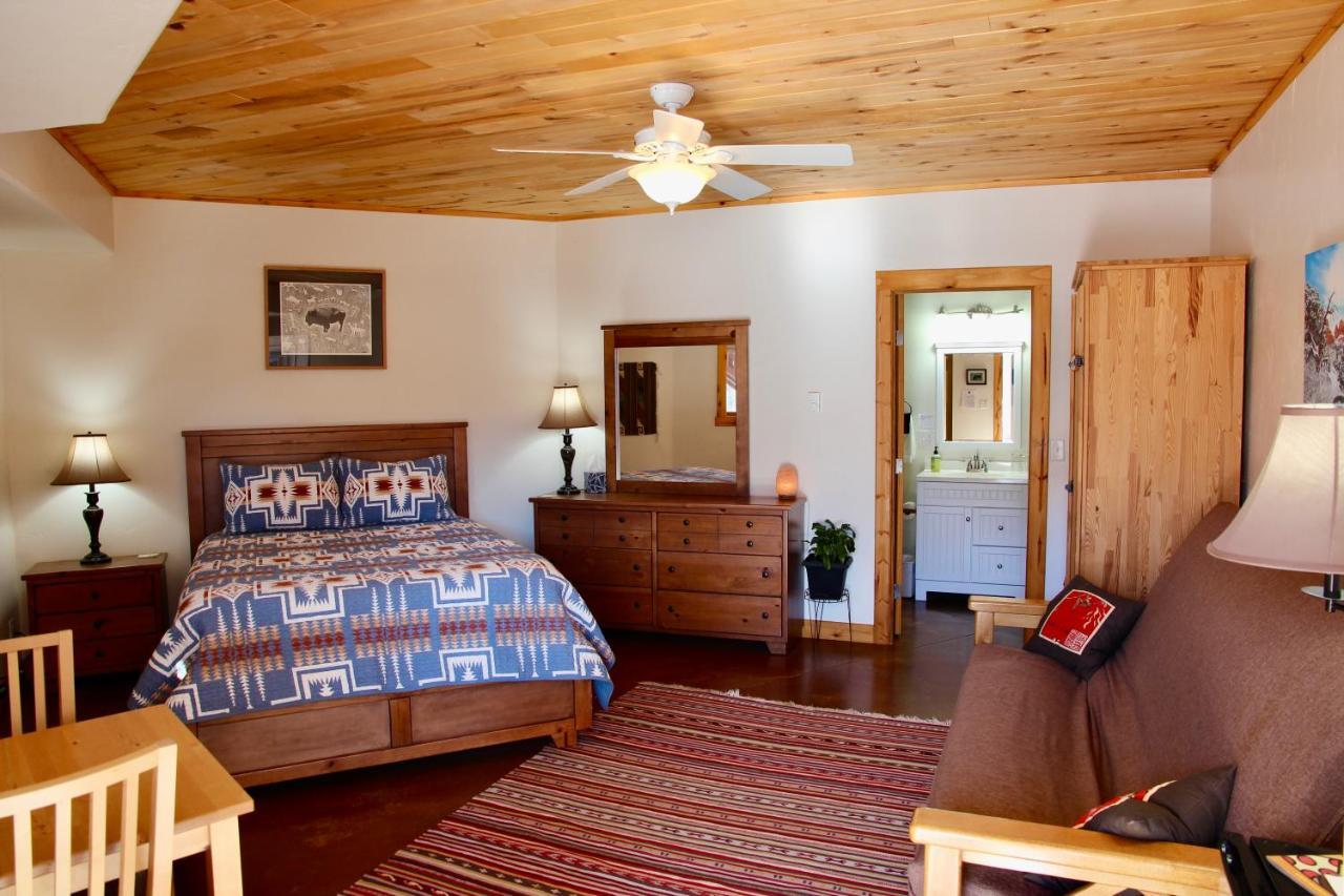 מואב Red Moon Lodge מראה חיצוני תמונה